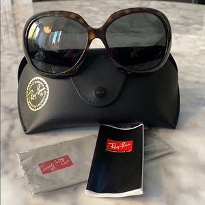 Br. new Ray Ban Jackie Ohh II tortoise sunglasses